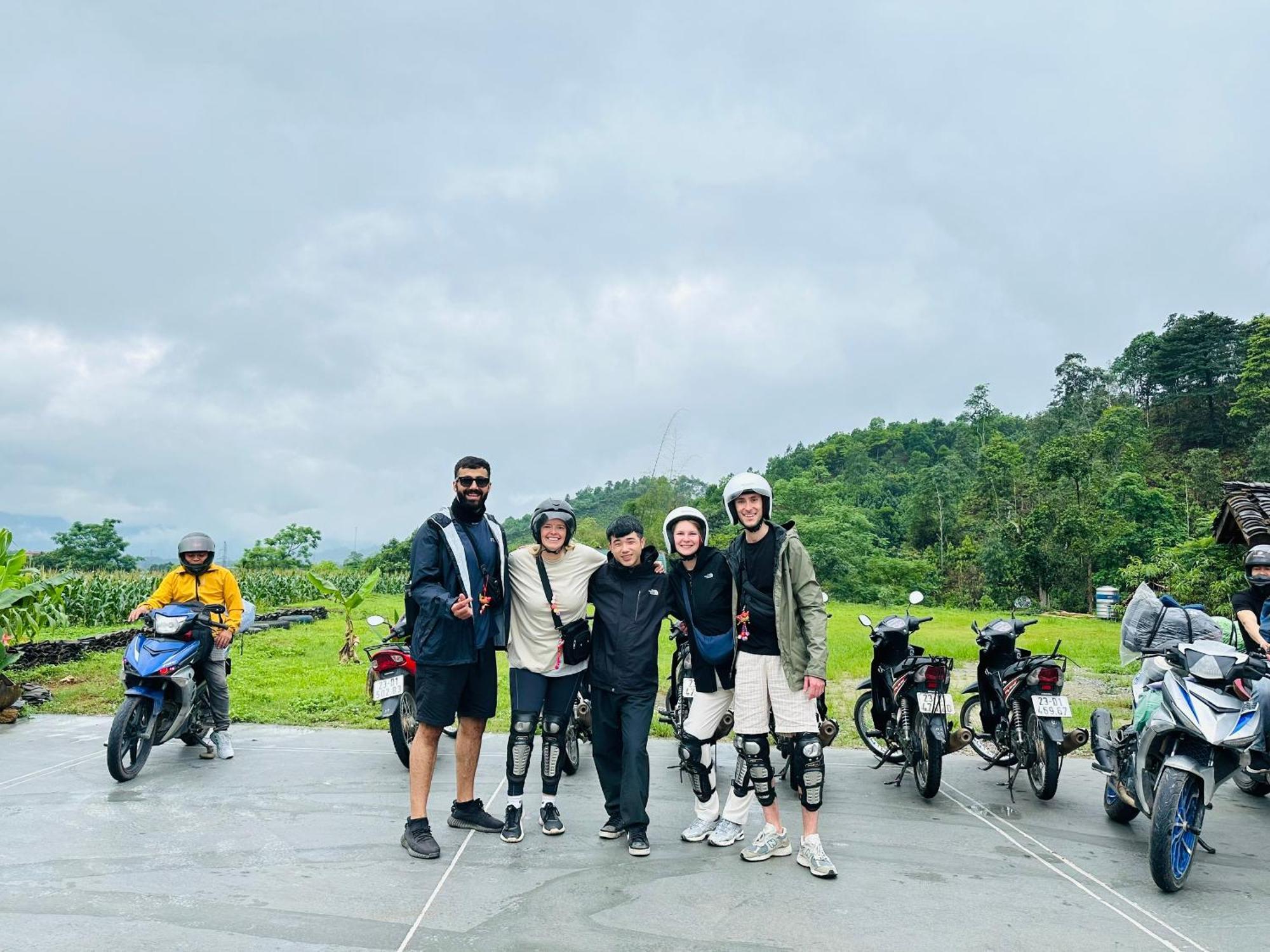 Ban Bang Ecolodge Tours & Motorbike Rental ハザン エクステリア 写真